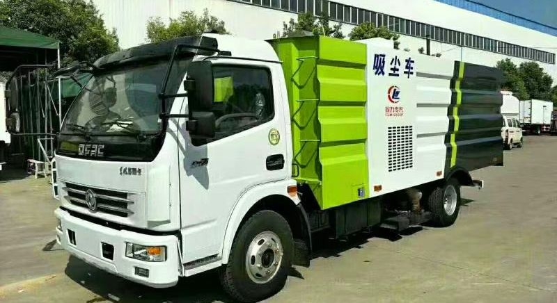 東風(fēng)5噸吸塵車